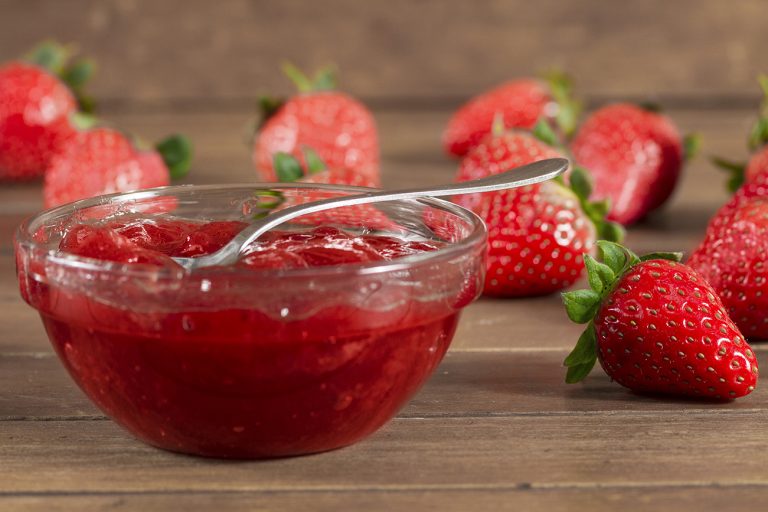 image of strawberry jam