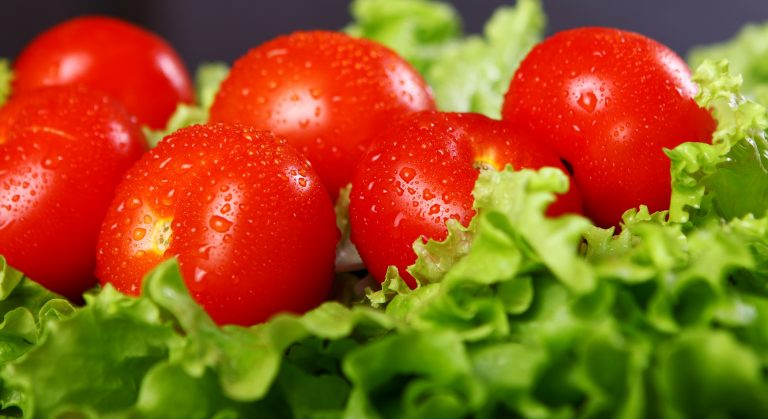 image of fresh tomato paste with vegetables